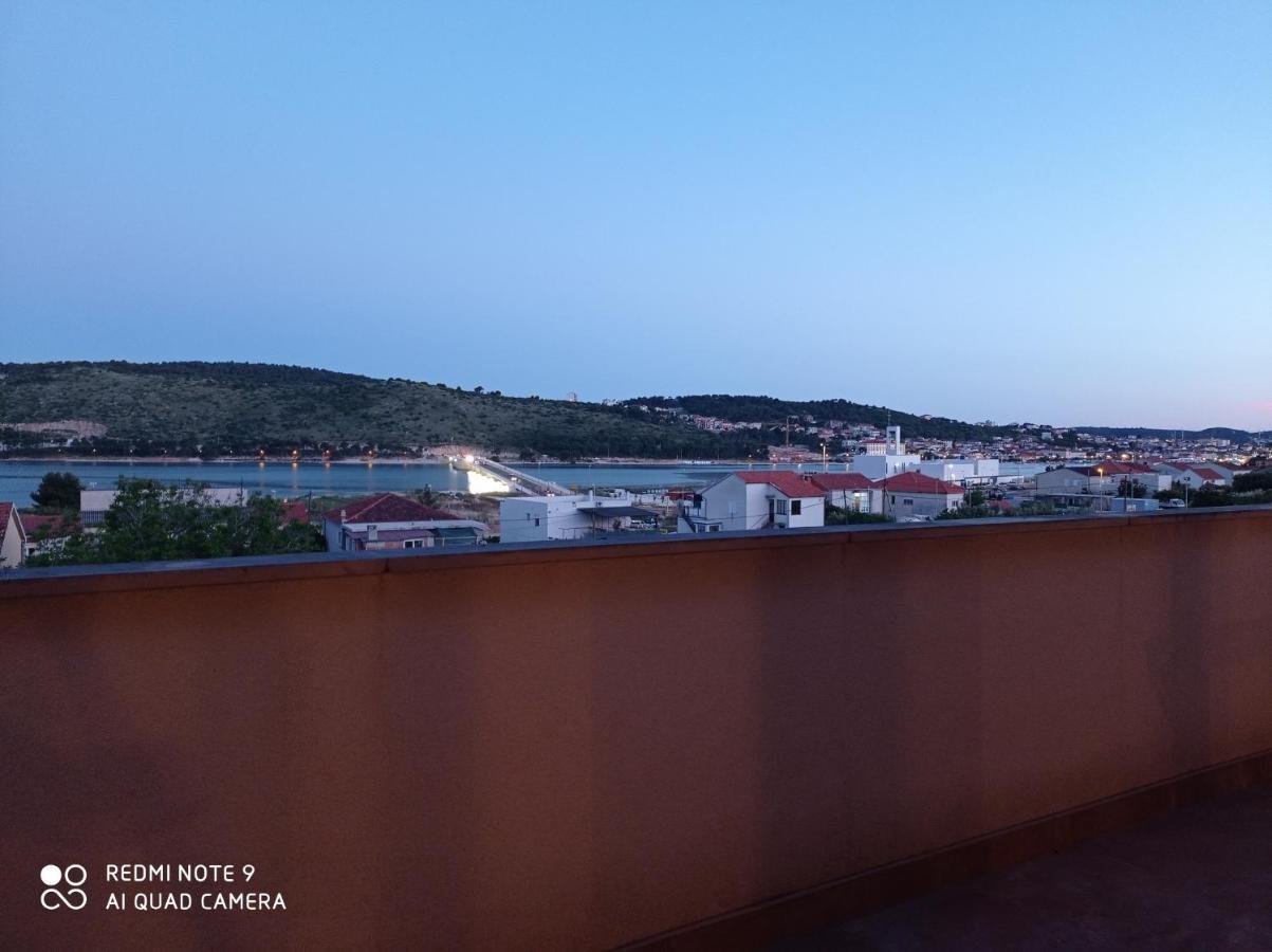 Studio Apartment With Balcony Trogir Zewnętrze zdjęcie